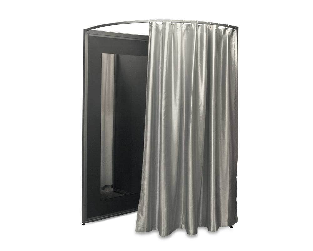 Fitting Rooms Eddie's Hang-Up Display Ltd. Fitting Rooms Eddie's Hang-Up Display Ltd.